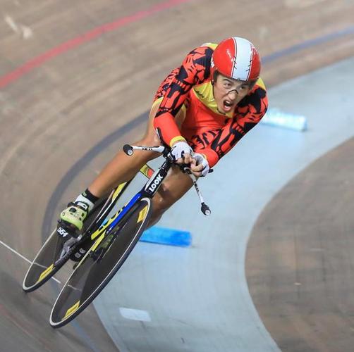 上的前四名 上的前四名