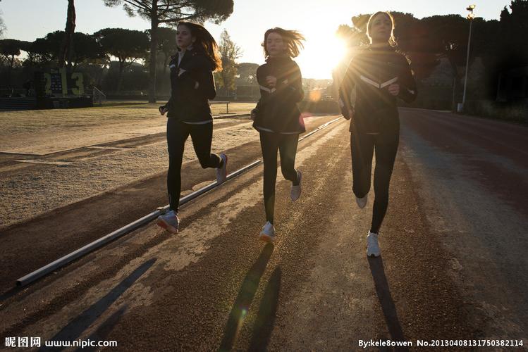 在进攻端给 在进攻端给